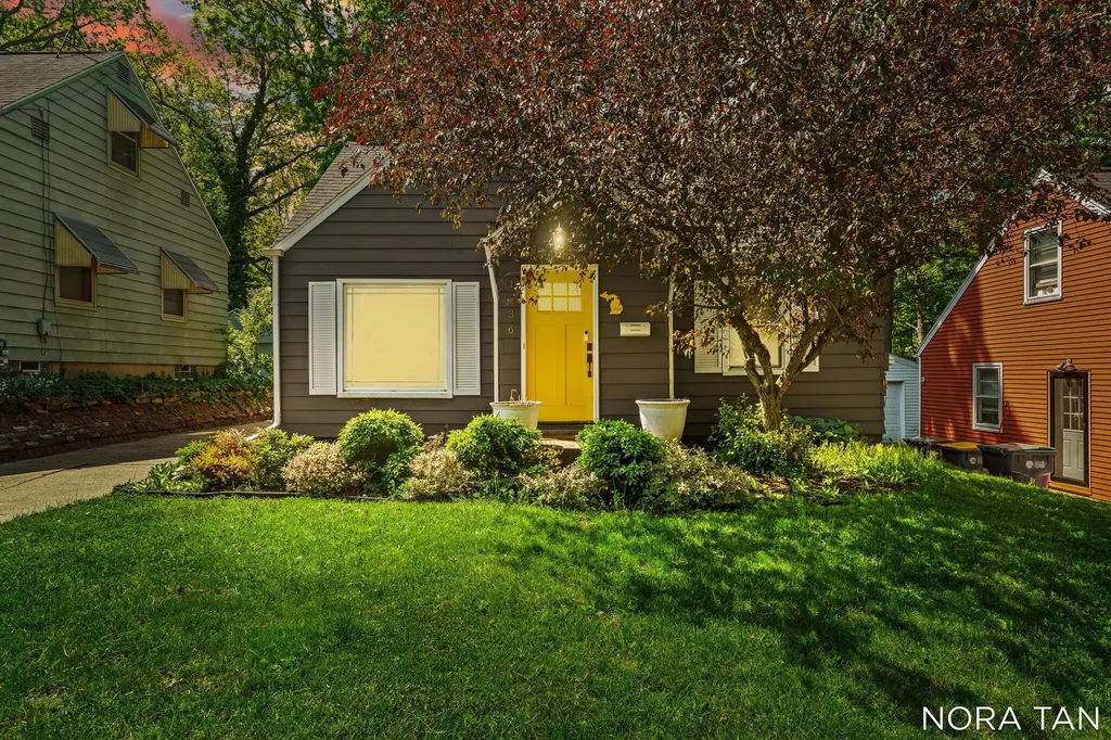 1436 Linwood Street SE Grand Rapids City MI 49507