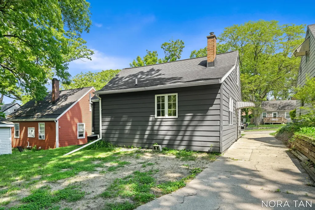 1436 Linwood Street SE Grand Rapids City MI 49507
