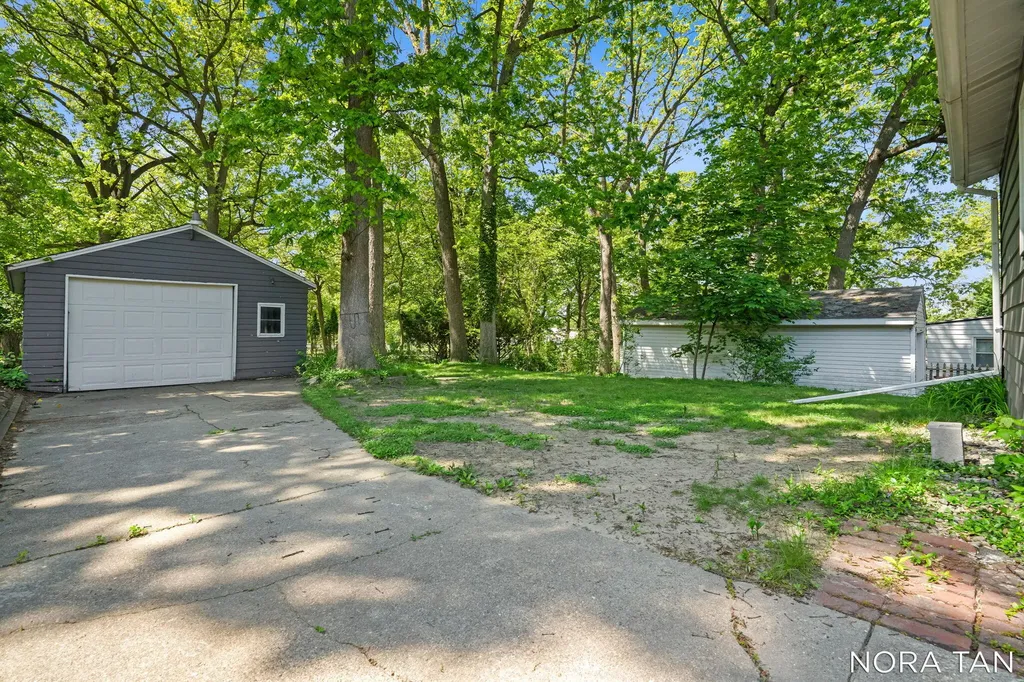 1436 Linwood Street SE Grand Rapids City MI 49507