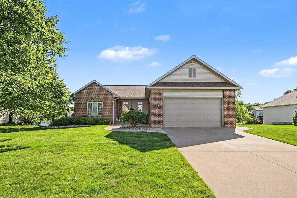 6758 Windflower Way Norton Shores City MI 49444