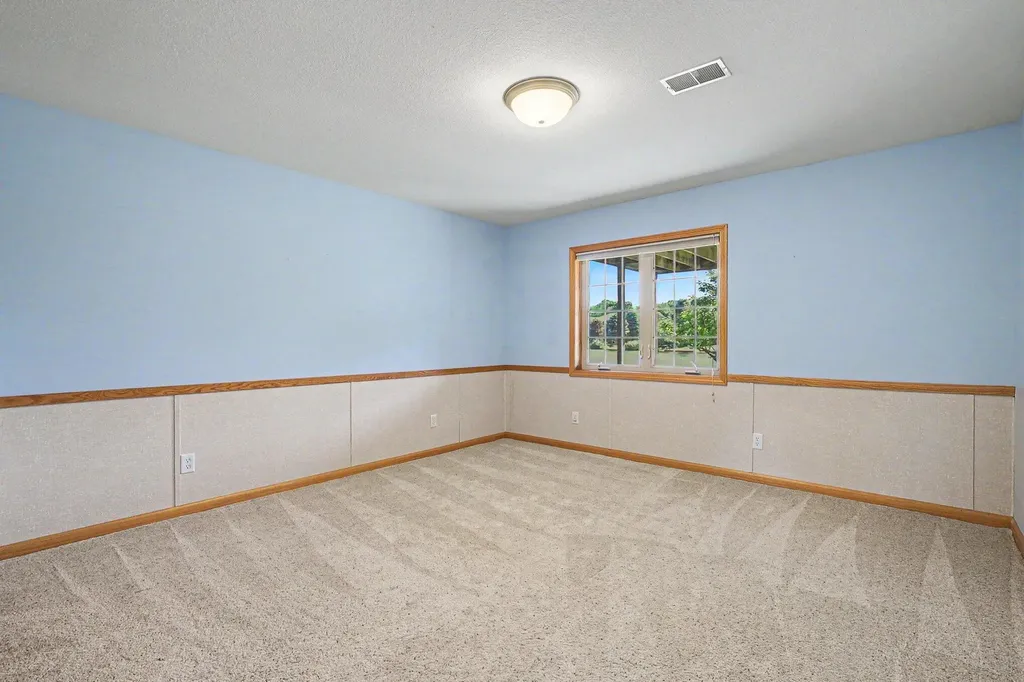 6758 Windflower Way Norton Shores City MI 49444