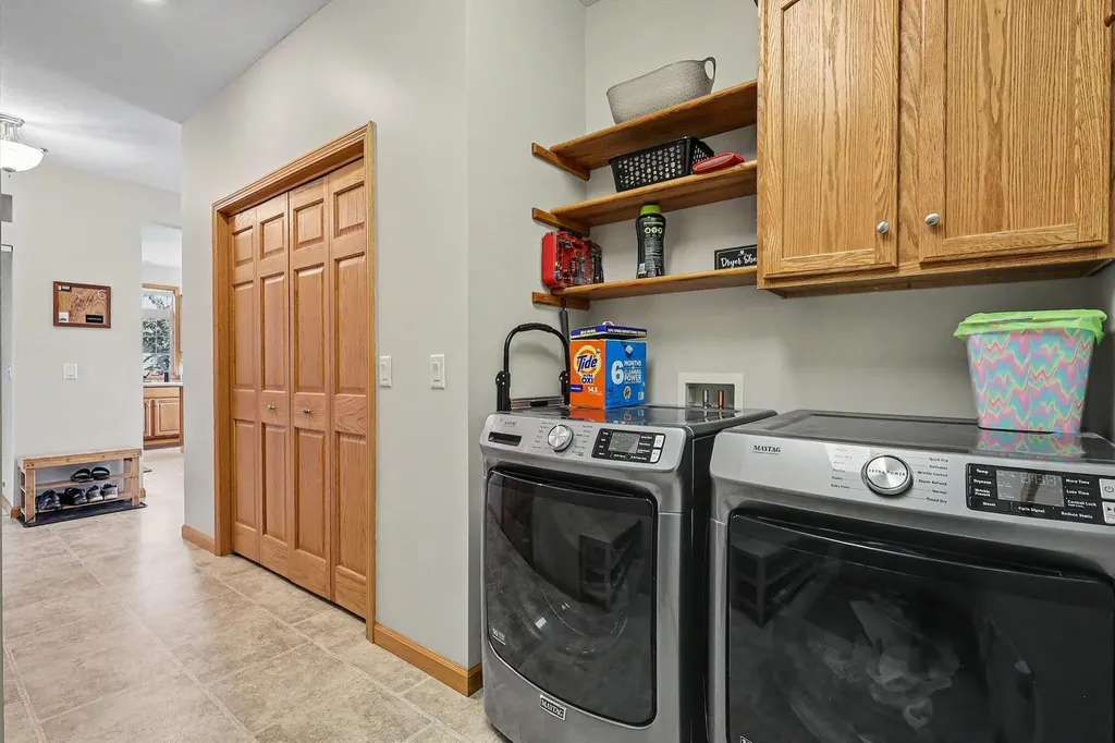 6758 Windflower Way Norton Shores City MI 49444