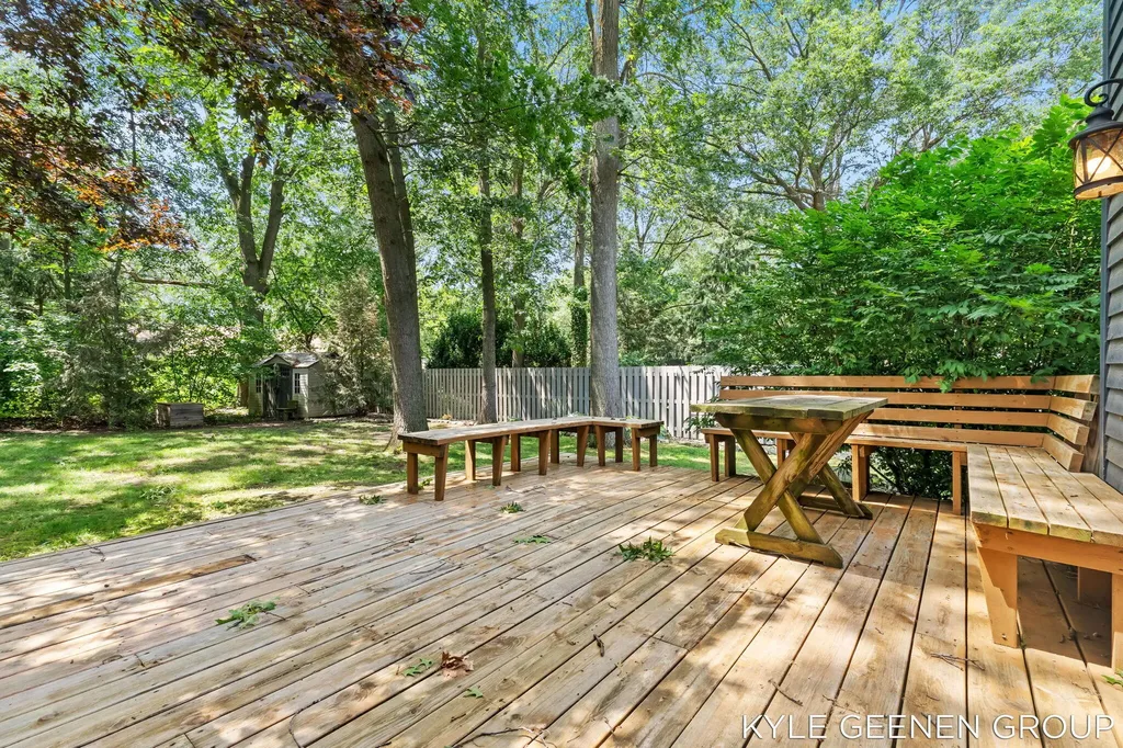 722 Wintersun Place Park Township MI 49424