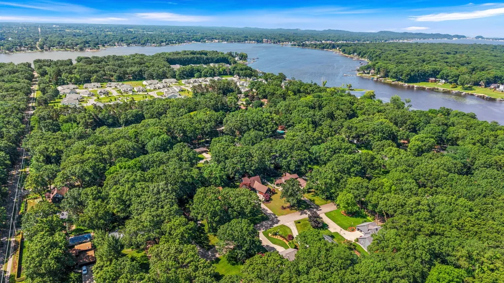 722 Wintersun Place Park Township MI 49424