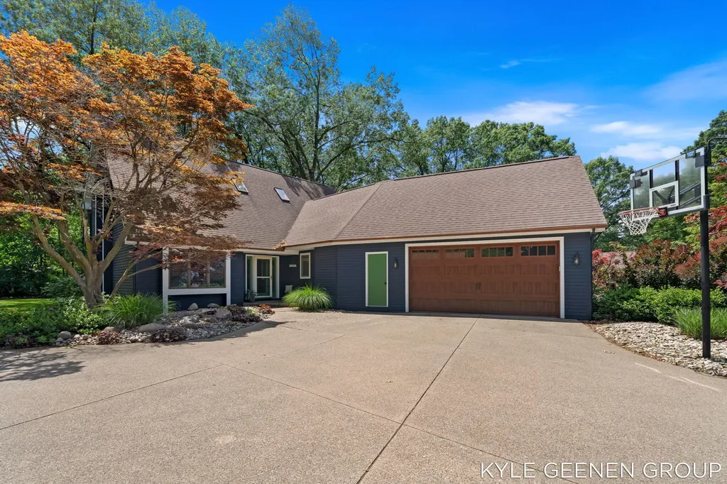 722 Wintersun Place Park Township MI 49424