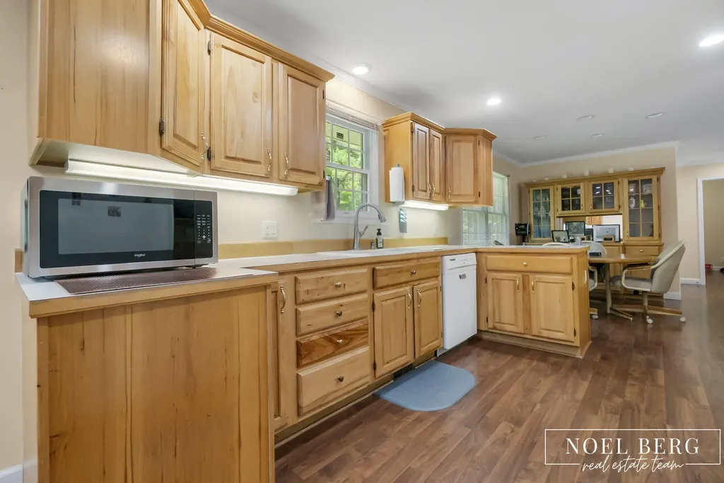 3535 S Sheridan Drive Fruitport Charter Township MI 49444