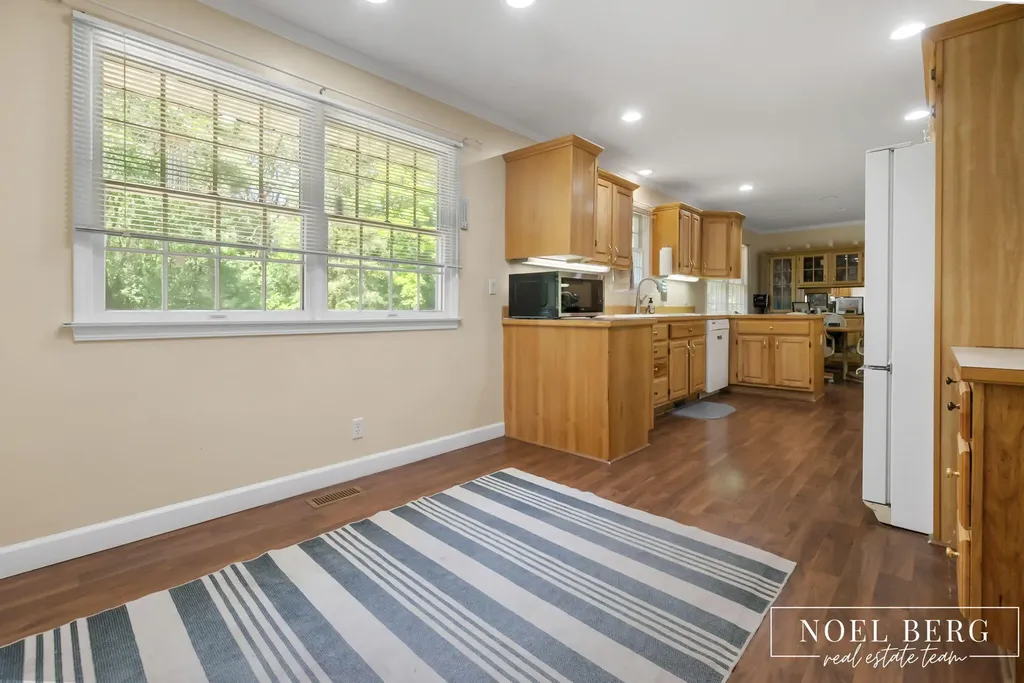 3535 S Sheridan Drive Fruitport Charter Township MI 49444