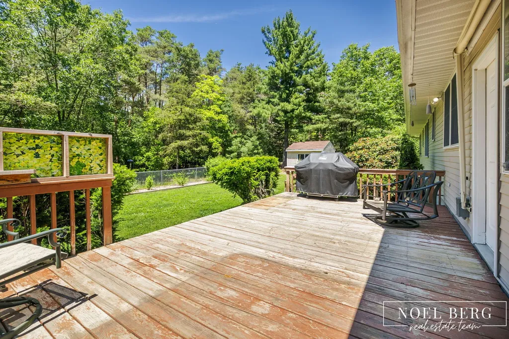 3535 S Sheridan Drive Fruitport Charter Township MI 49444