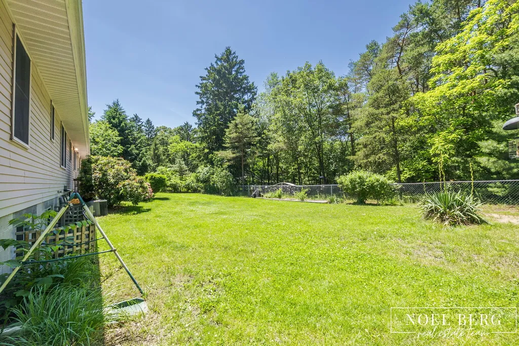 3535 S Sheridan Drive Fruitport Charter Township MI 49444