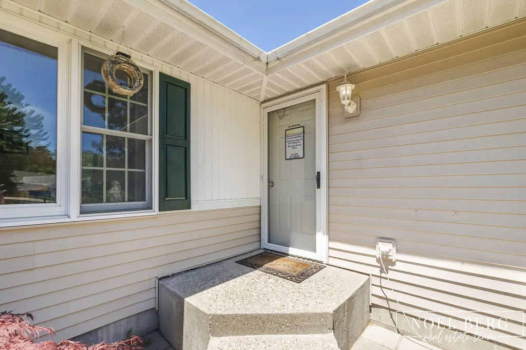 3535 S Sheridan Drive Fruitport Charter Township MI 49444