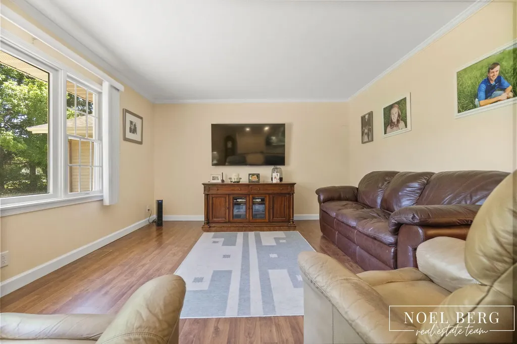 3535 S Sheridan Drive Fruitport Charter Township MI 49444