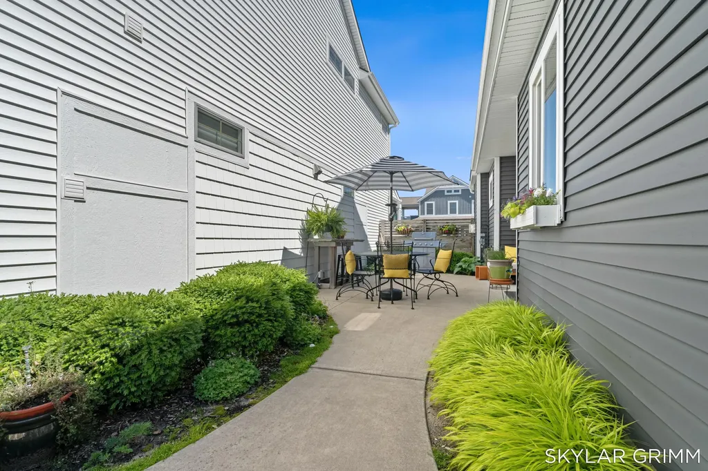 408 W Staples Drive Whitehall Township MI 49461