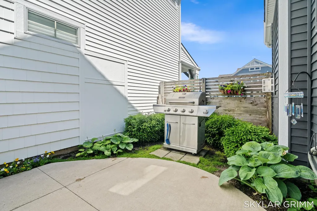408 W Staples Drive Whitehall Township MI 49461