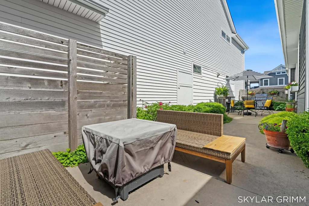 408 W Staples Drive Whitehall Township MI 49461