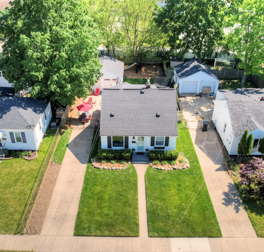822 Aldon Street SW Wyoming City MI 49509