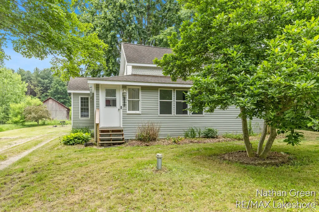 2122 Coats Grove Road Barry Township MI 49058