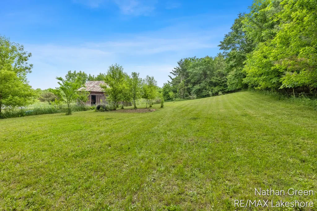 2122 Coats Grove Road Barry Township MI 49058