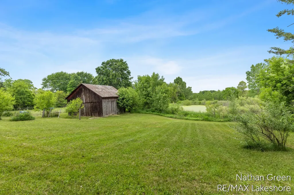 2122 Coats Grove Road Barry Township MI 49058