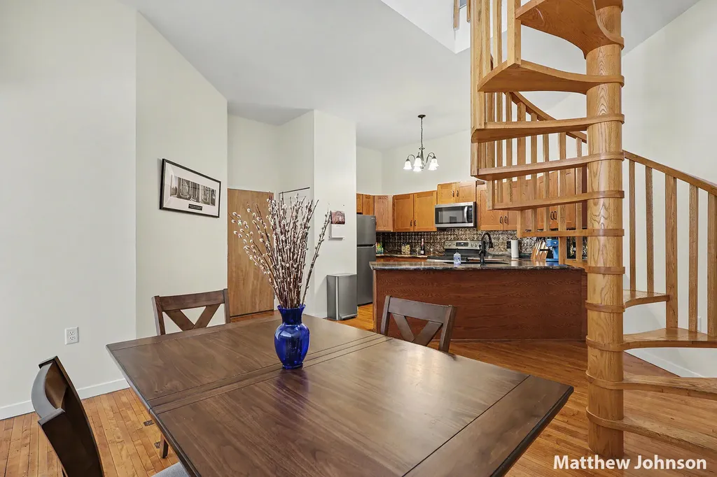 297 W Clay Avenue Muskegon City MI 49440