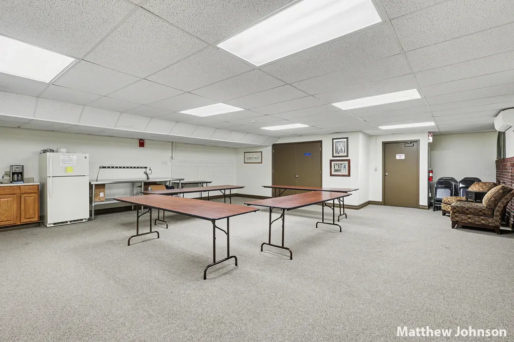 297 W Clay Avenue Muskegon City MI 49440
