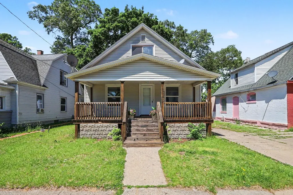 1691 Terrace Street Muskegon City MI 49442