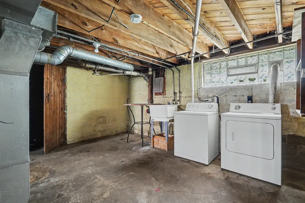1691 Terrace Street Muskegon City MI 49442