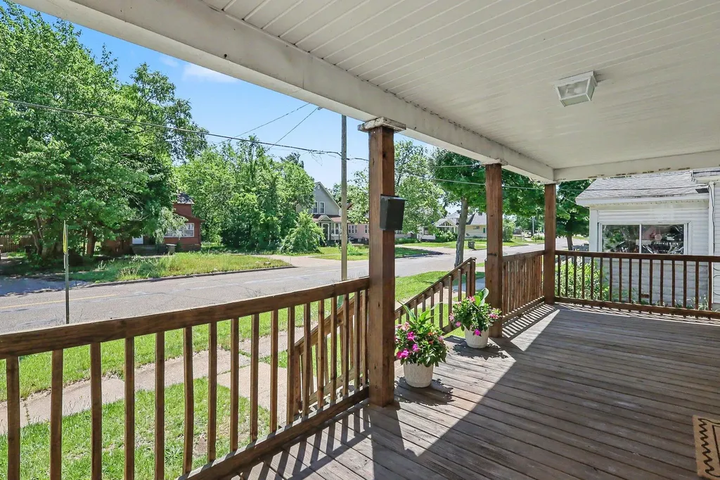 1691 Terrace Street Muskegon City MI 49442