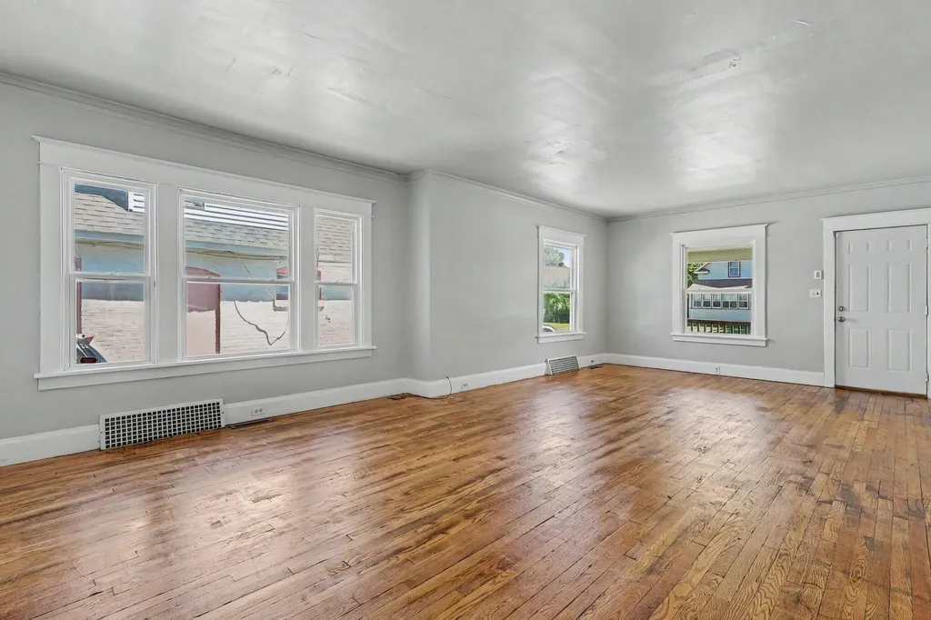 1691 Terrace Street Muskegon City MI 49442