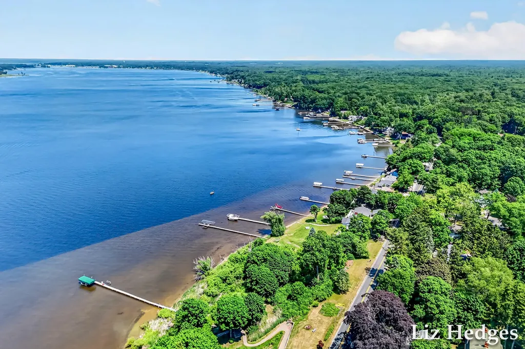 6285 S Shore Fruitland Township MI 49461