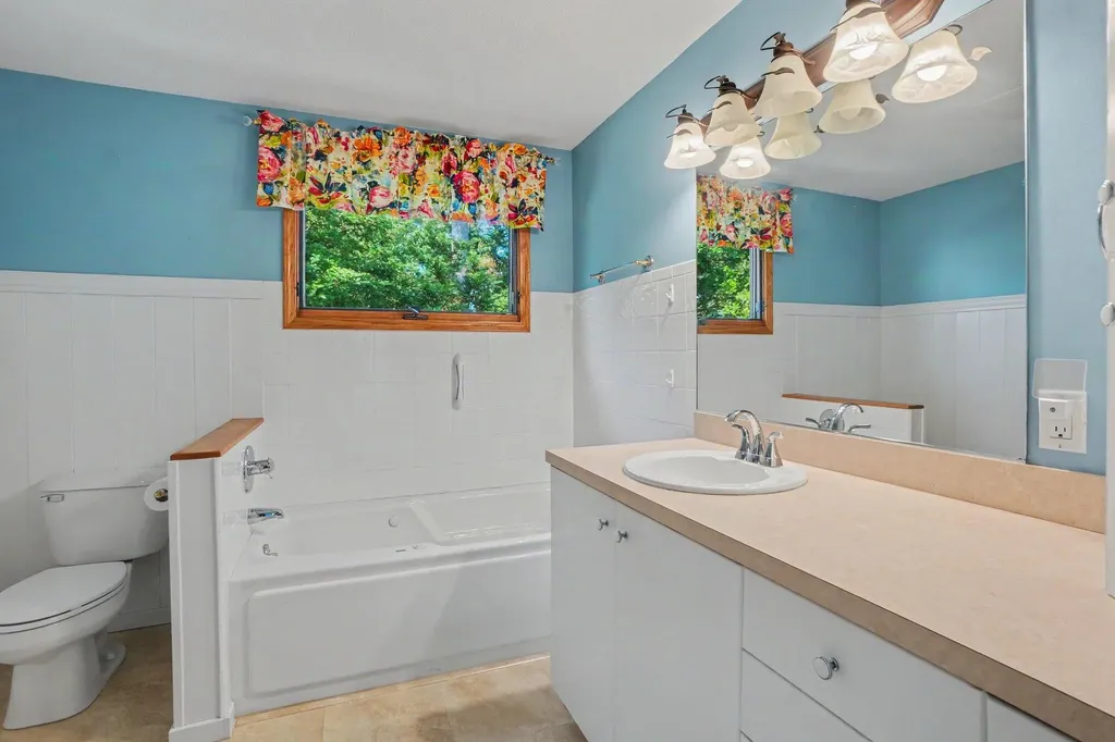 3580 144th Avenue Holland Charter Township MI 49424