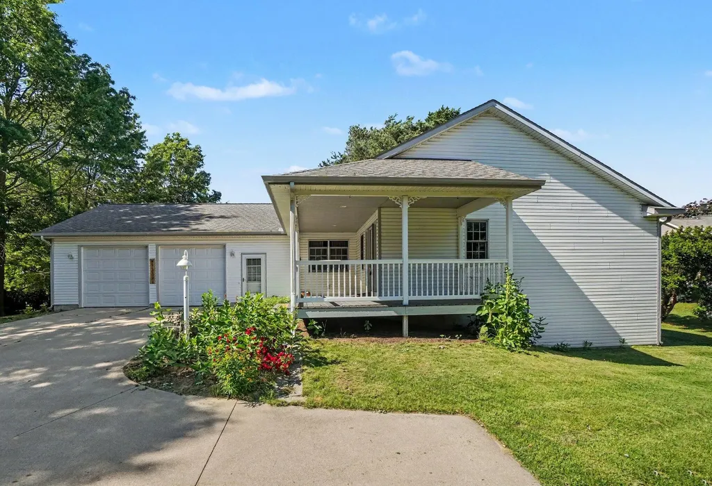 3580 144th Avenue Holland Charter Township MI 49424