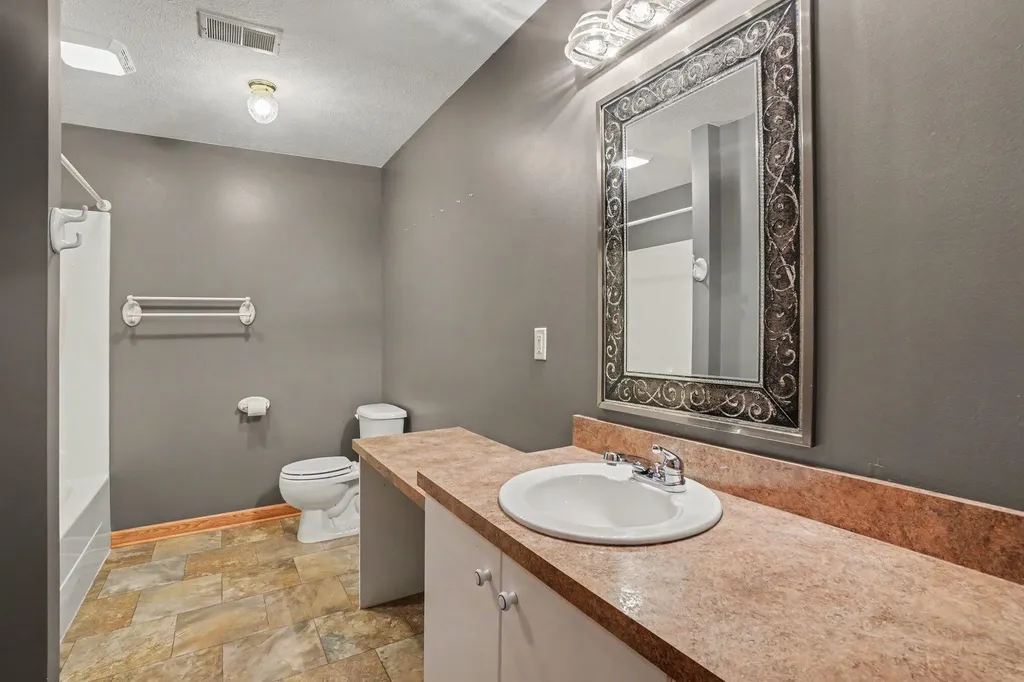 3580 144th Avenue Holland Charter Township MI 49424