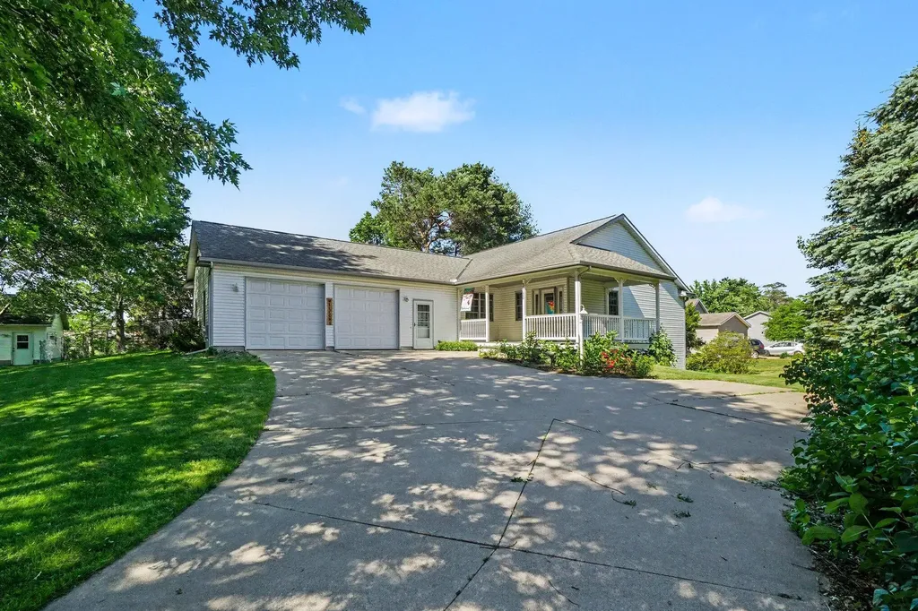 3580 144th Avenue Holland Charter Township MI 49424
