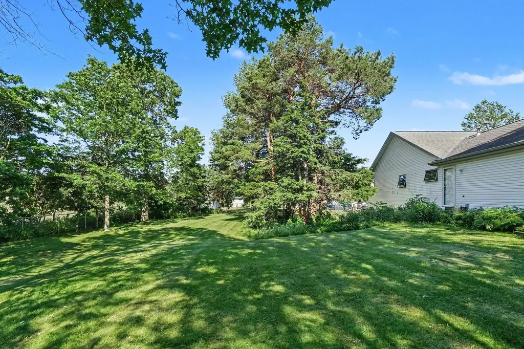 3580 144th Avenue Holland Charter Township MI 49424