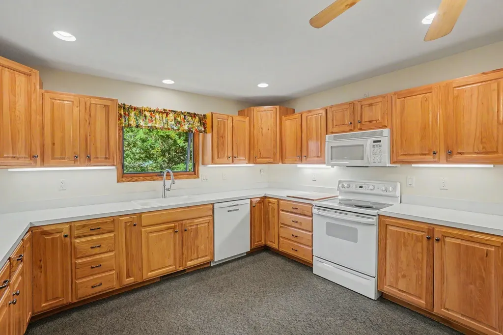3580 144th Avenue Holland Charter Township MI 49424