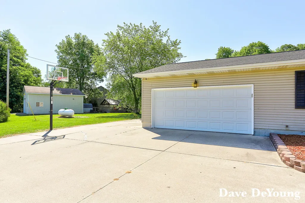 6756 119th Avenue Ganges Township MI 49408