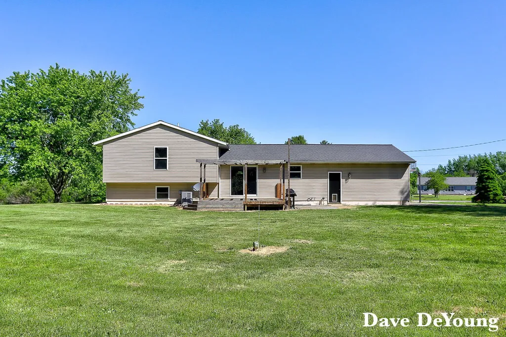 6756 119th Avenue Ganges Township MI 49408