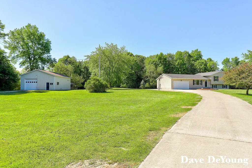 6756 119th Avenue Ganges Township MI 49408