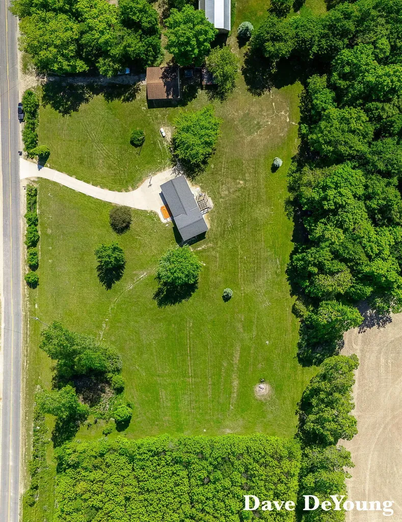 6756 119th Avenue Ganges Township MI 49408