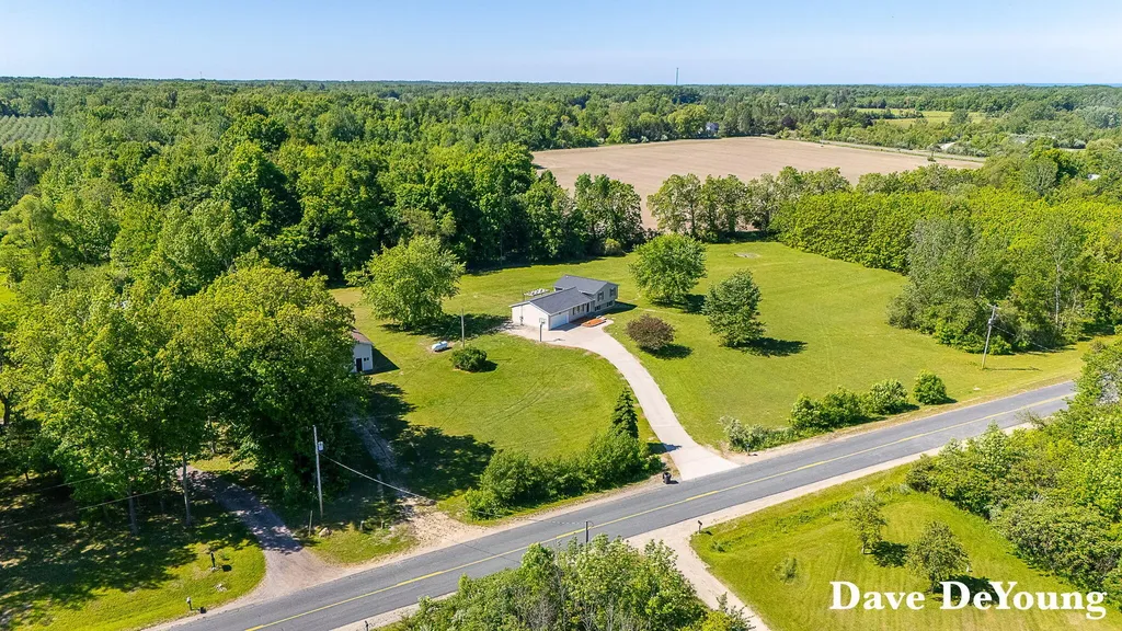 6756 119th Avenue Ganges Township MI 49408