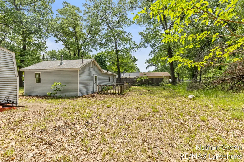 1267 Chatterson Road Egelston Township MI 49442