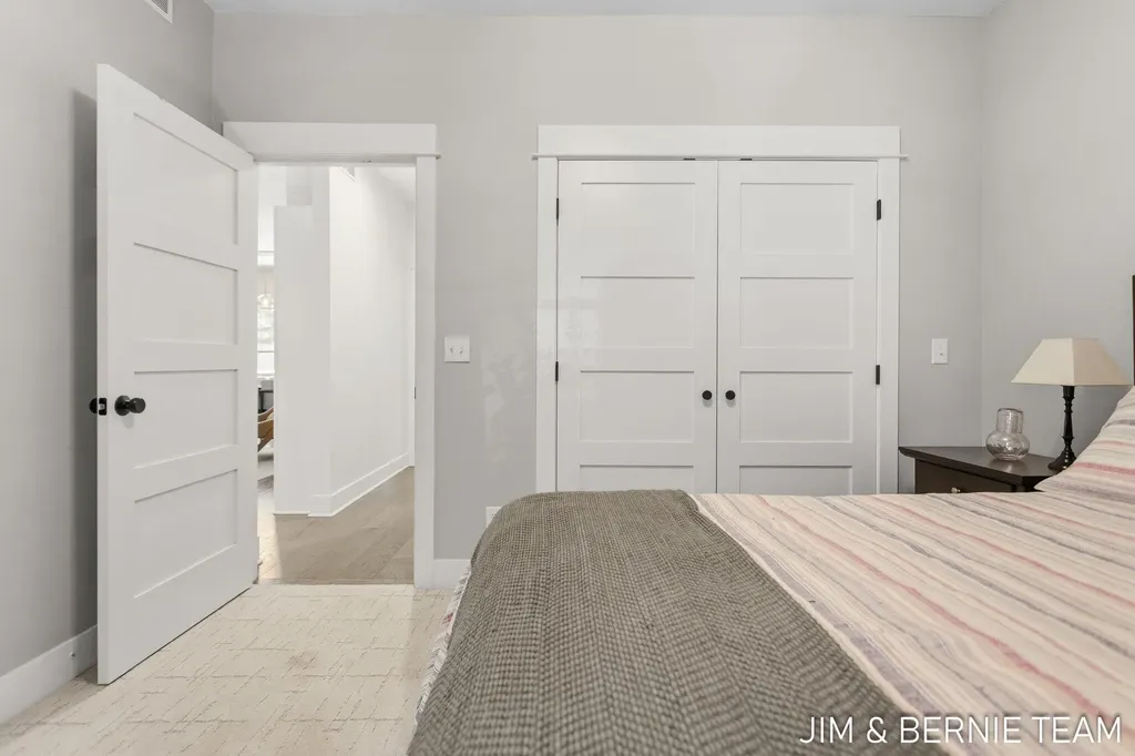 6225 Lighthouse Court Saugatuck Township MI 49453