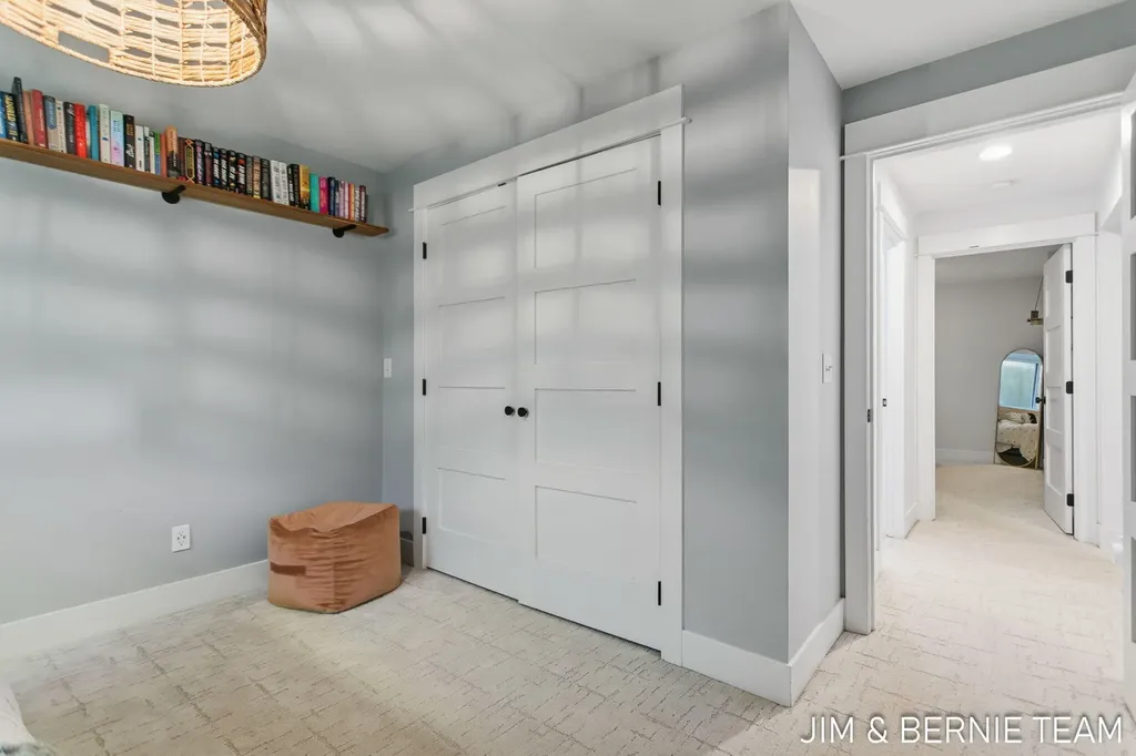 6225 Lighthouse Court Saugatuck Township MI 49453