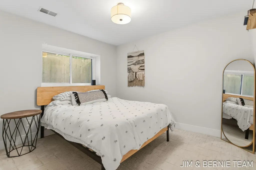 6225 Lighthouse Court Saugatuck Township MI 49453