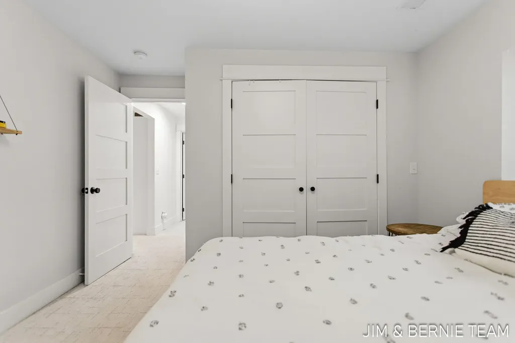 6225 Lighthouse Court Saugatuck Township MI 49453