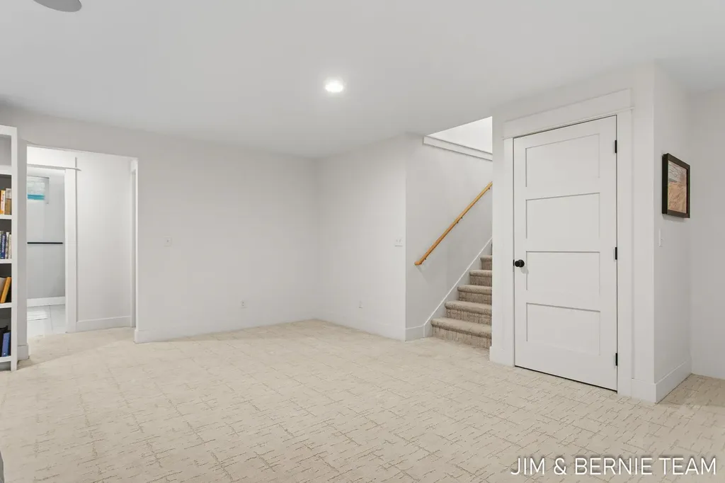6225 Lighthouse Court Saugatuck Township MI 49453