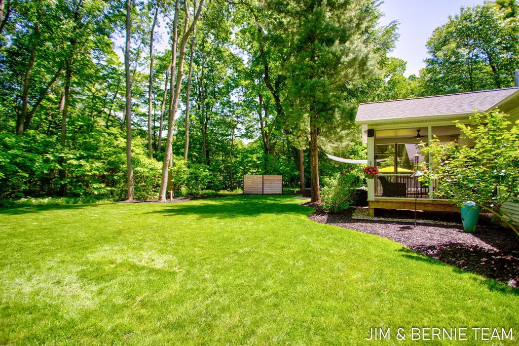 6225 Lighthouse Court Saugatuck Township MI 49453