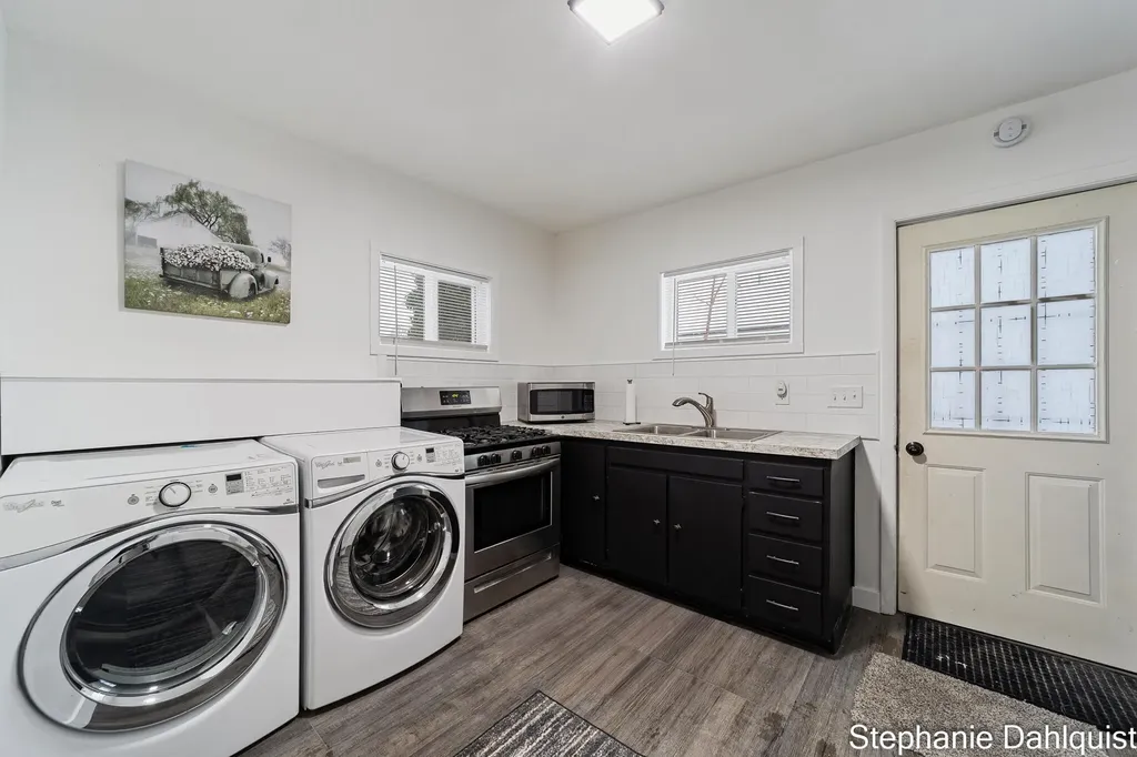 326 Mason Avenue Muskegon City MI 49441