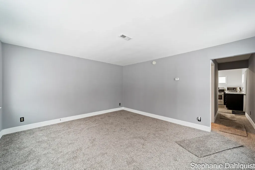 326 Mason Avenue Muskegon City MI 49441