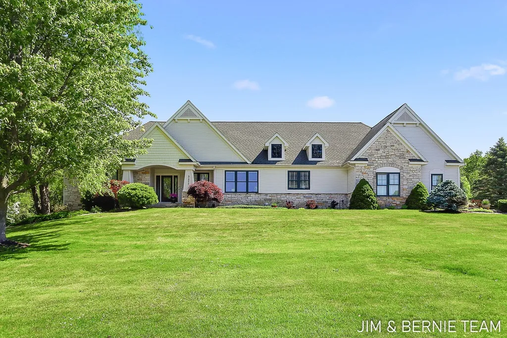 3477 Palmer Drive Saugatuck Township MI 49453